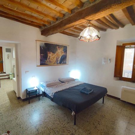 Casa Vicolo Delle Chiavi Apartment Поджибонси Екстериор снимка