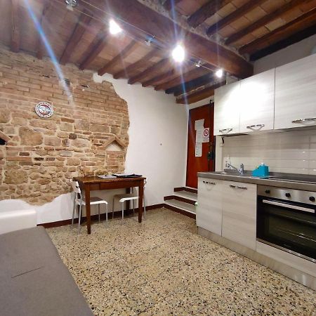 Casa Vicolo Delle Chiavi Apartment Поджибонси Екстериор снимка
